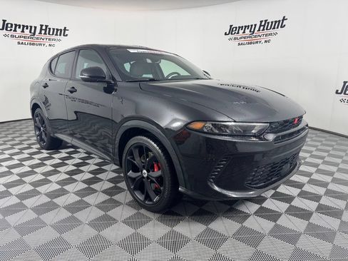 Used 2024 Dodge Hornet R/T AWD/4WD image 5