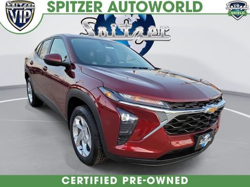 Certified 2025 Chevrolet Trax LS w/ LS Convenience Package image 1