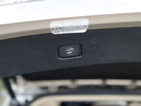 Used 2017 Ford Edge SEL w/ Equipment Group 201A FWD image 28