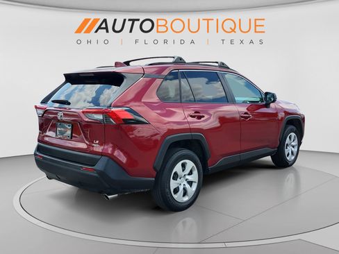 Used 2019 Toyota RAV4 LE AWD/4WD image 5
