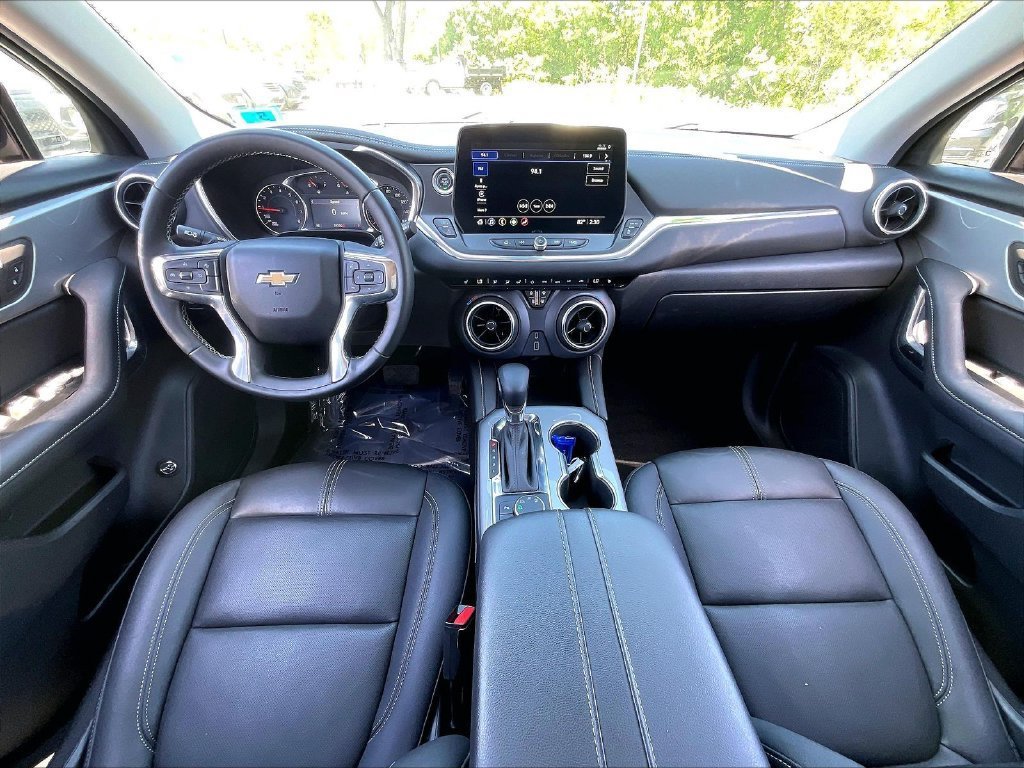 Used 2023 Chevrolet Blazer LT AWD/4WD image 20