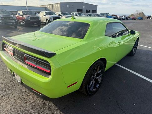 Used 2023 Dodge Challenger R/T w/ Plus Package image 5