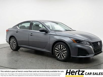 Used 2025 Nissan Altima 2.5 SV
