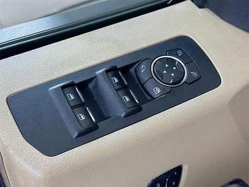 Used 2018 Ford F150 Lariat w/ Equipment Group 502A Luxury image 20