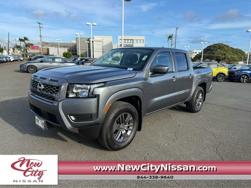 Used 2025 Nissan Frontier SV RWD image 1