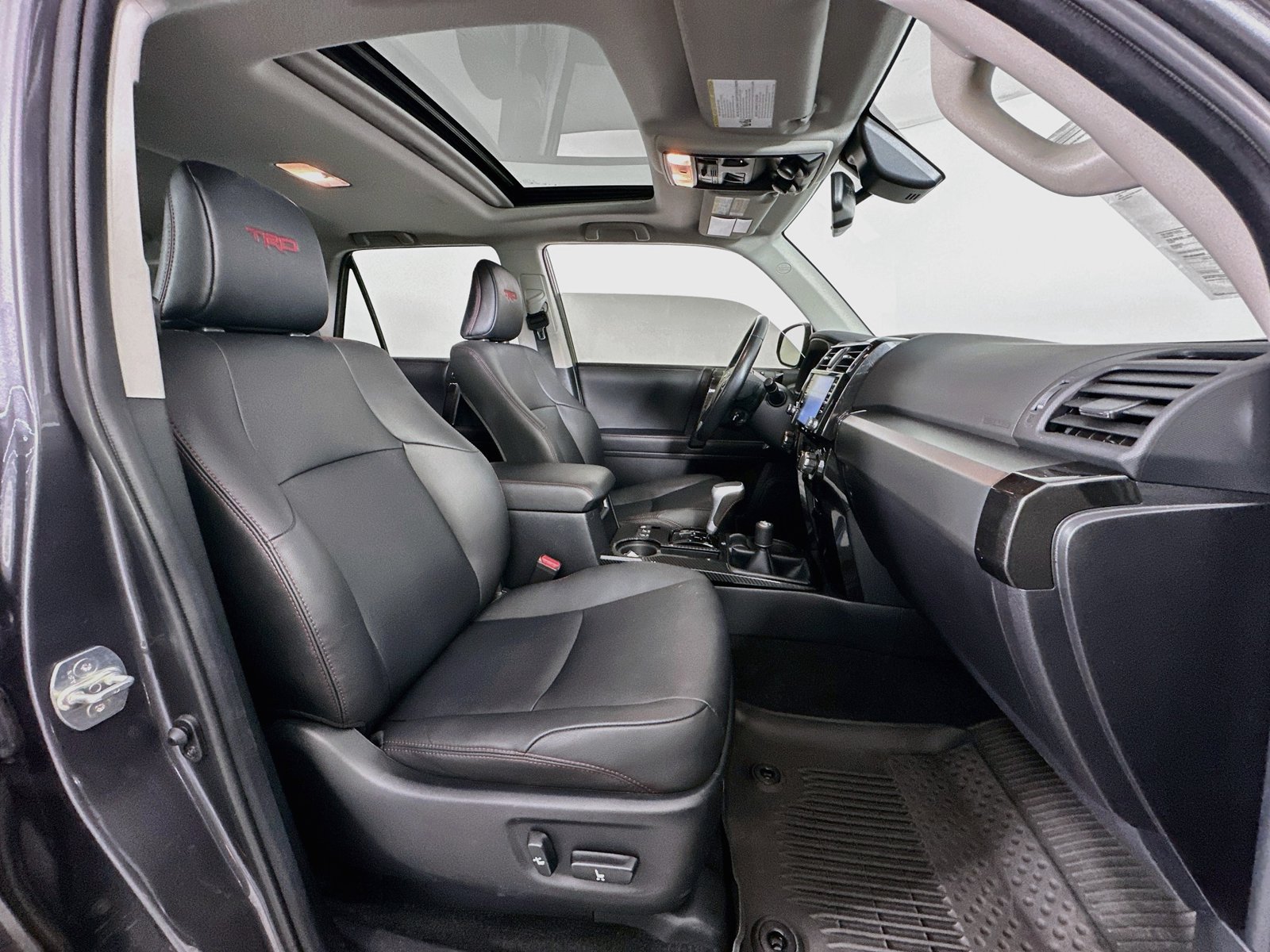 Certified 2023 Toyota 4Runner TRD Off-Road Premium w/ Off Road Premium Plus Package AWD/4WD image 29