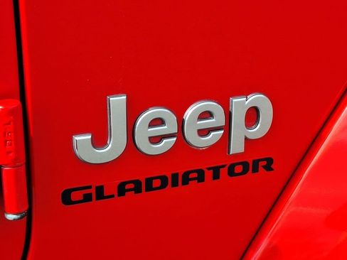 Used 2021 Jeep Gladiator Overland w/ Popular Equipment Package image 31