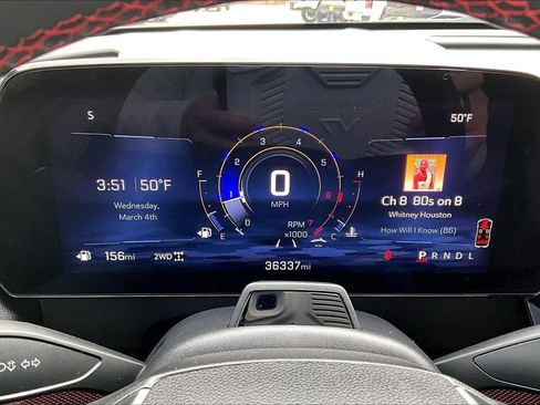 Used 2024 Chevrolet Traverse RS image 15