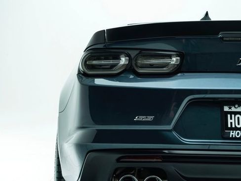 Used 2022 Chevrolet Camaro SS image 17