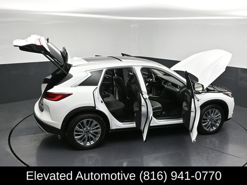 Used 2023 INFINITI QX50 Luxe image 34