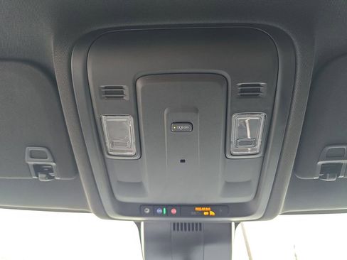 Certified 2024 GMC Yukon XL SLE image 21