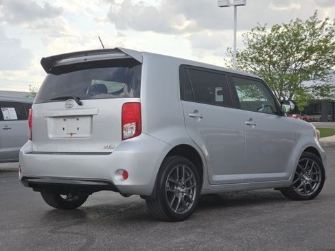 Used 2014 Scion xB image 7