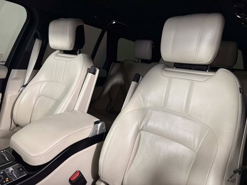 Used 2018 Land Rover Range Rover HSE AWD/4WD image 19