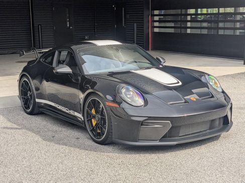 Certified 2026 Porsche 911 GT3 RWD image 7