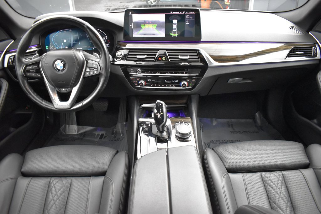 Used 2021 BMW 530i xDrive w/ Convenience Package AWD/4WD image 13