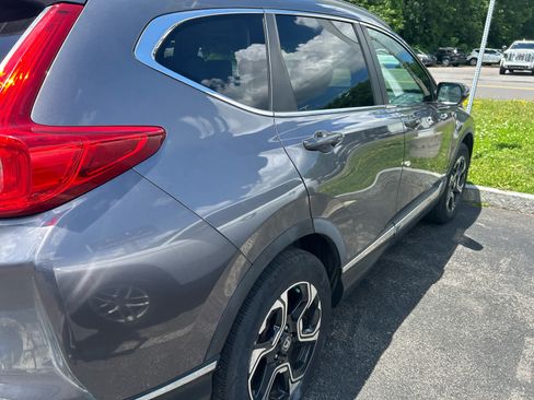 Used 2019 Honda CR-V Touring image 7