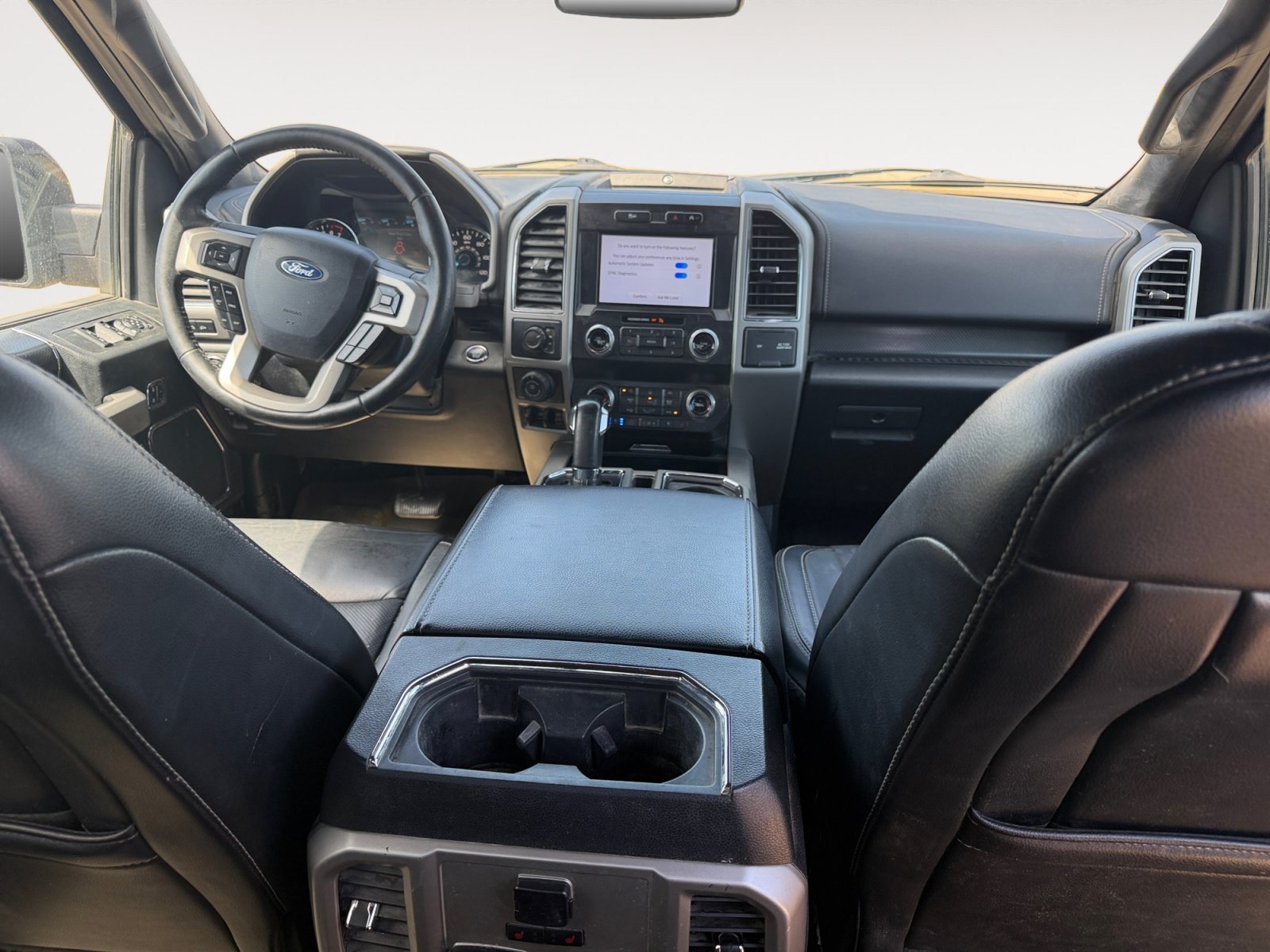 Used 2019 Ford F150 Lariat w/ Equipment Group 502A Luxury AWD/4WD image 10