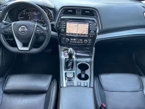 Used 2018 Nissan Maxima 3.5 SL FWD image 3