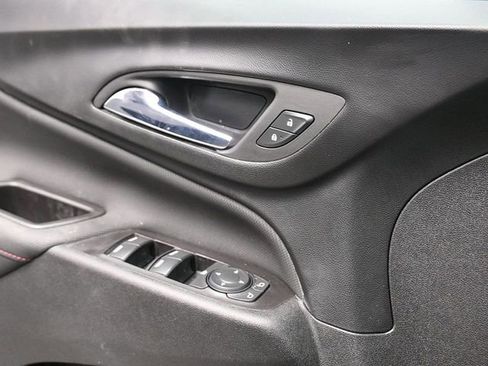 Used 2022 Chevrolet Equinox RS w/ RS Leather Package image 23