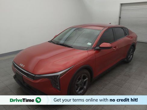 Used 2025 Kia K4 FWD image 1