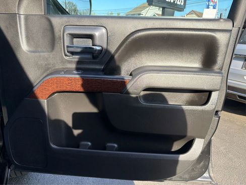 Used 2015 GMC Sierra 1500 SLE w/ SLE Value Package image 20