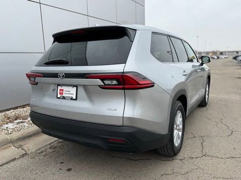 Certified 2025 Toyota Grand Highlander XLE image 38