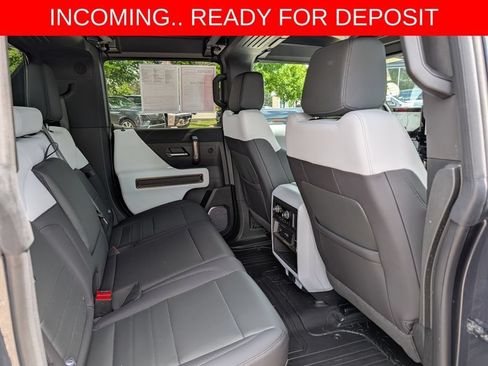 Used 2025 GMC Hummer EV 3X AWD/4WD image 22