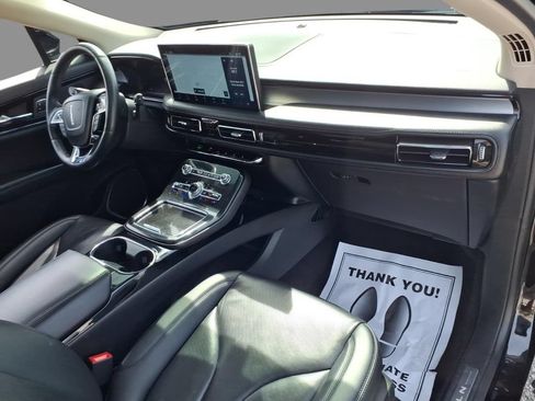 Certified 2023 Lincoln Nautilus Reserve w/ Monochromatic Package AWD/4WD image 12