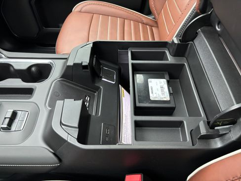 New 2026 GMC Sierra 2500 Denali Ultimate AWD/4WD image 36