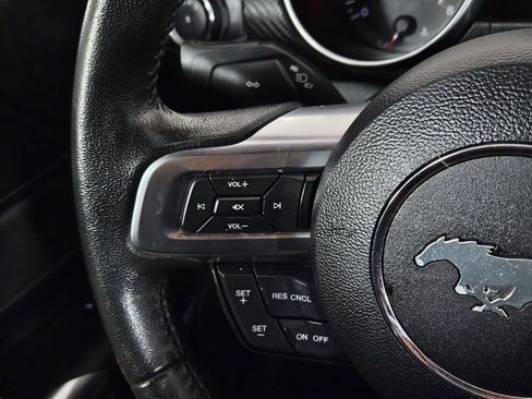 Used 2019 Ford Mustang Coupe image 20