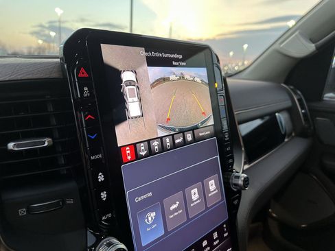 Used 2025 RAM 1500 Limited image 30