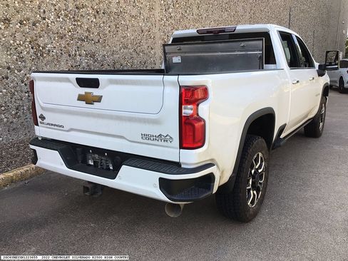 Used 2022 Chevrolet Silverado 2500 High Country w/ Z71 Off-Road Package AWD/4WD image 5