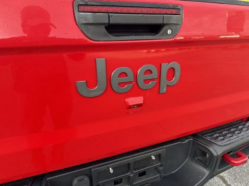 Used 2020 Jeep Gladiator Rubicon image 6