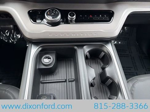 New 2026 Ford Expedition Active image 13