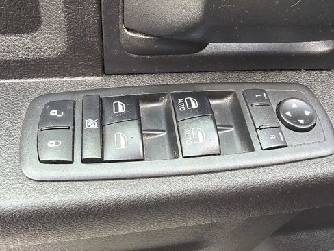 Used 2018 RAM 2500 Tradesman w/ Chrome Appearance Group AWD/4WD image 18