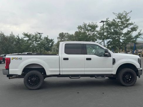 Used 2017 Ford F250 XLT AWD/4WD image 8