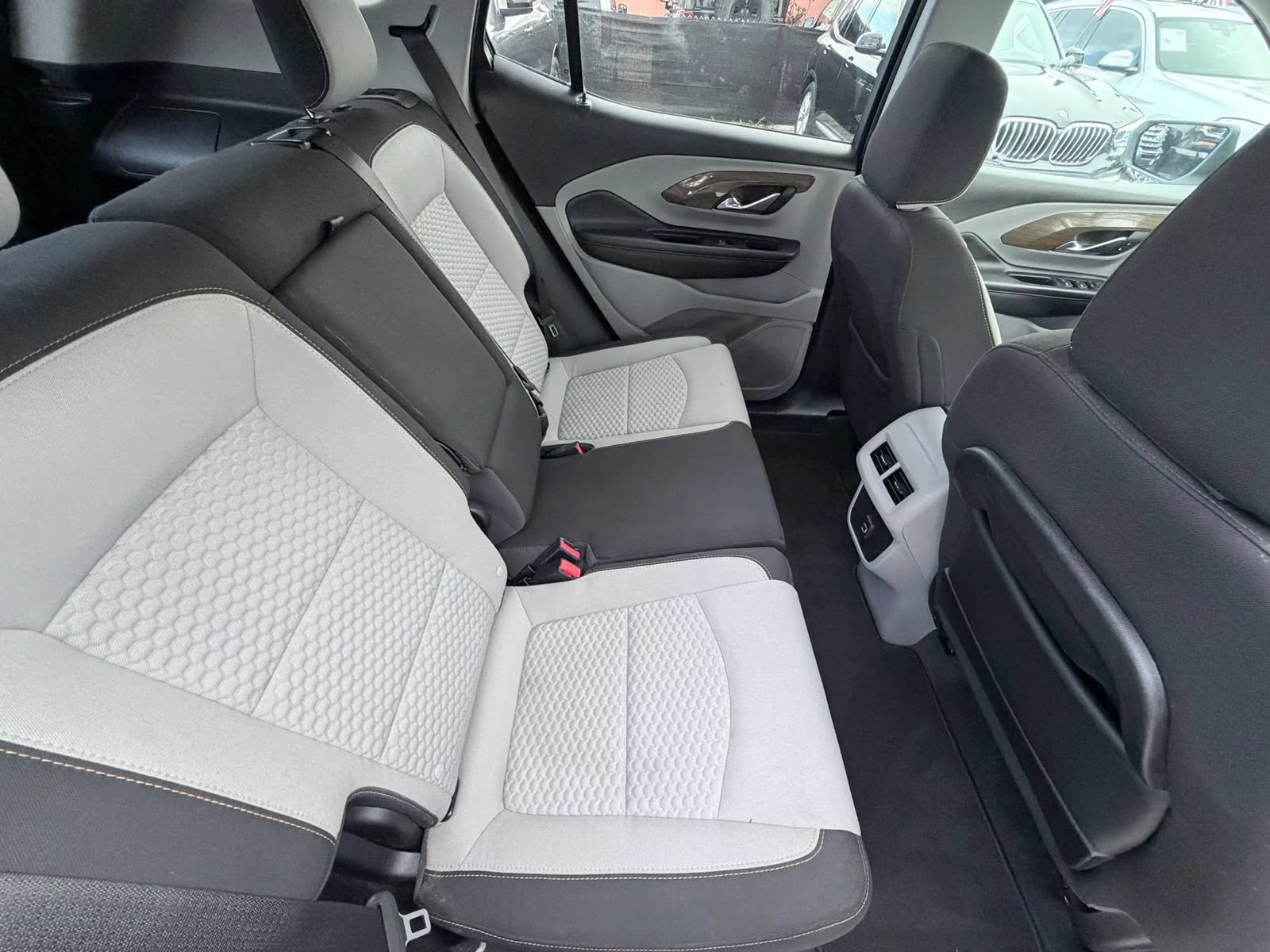 Used 2019 GMC Terrain SLE FWD image 31