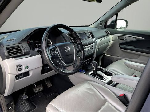 Used 2019 Honda Ridgeline RTL image 21