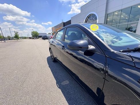 Used 2023 Hyundai Elantra Blue w/ Cargo Package FWD image 9