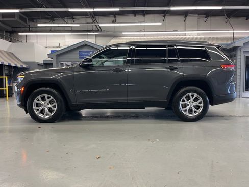 Used 2021 Jeep Grand Cherokee L Limited image 4