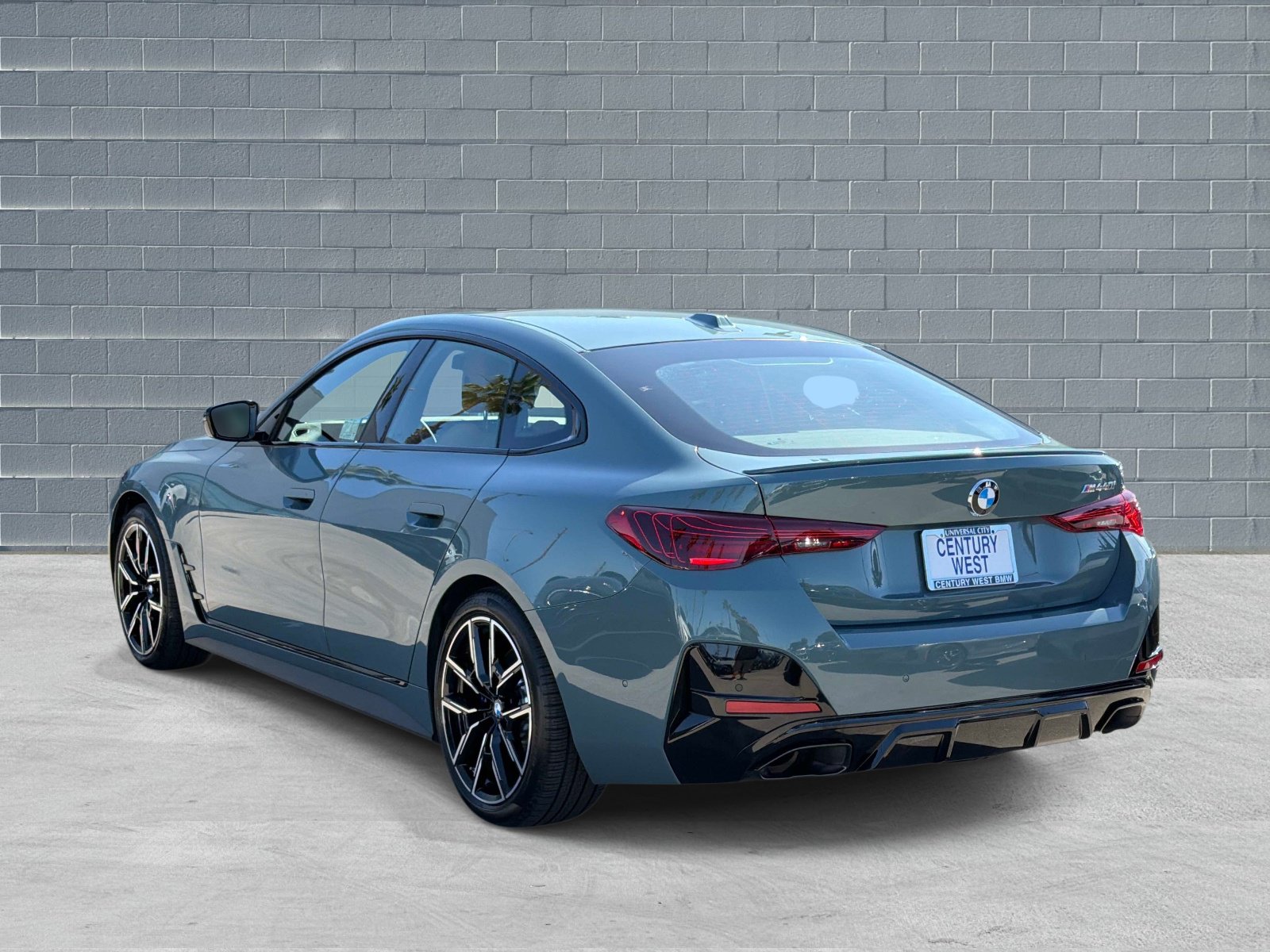 Used 2026 BMW M440i RWD image 3