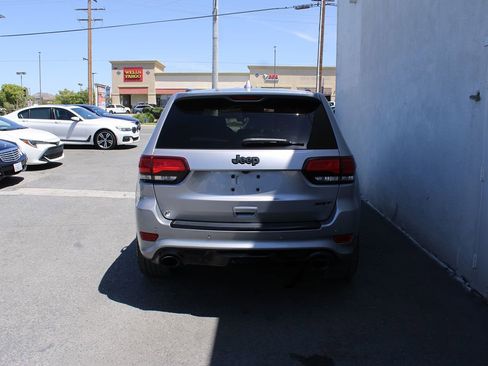 Used 2021 Jeep Grand Cherokee SRT image 6