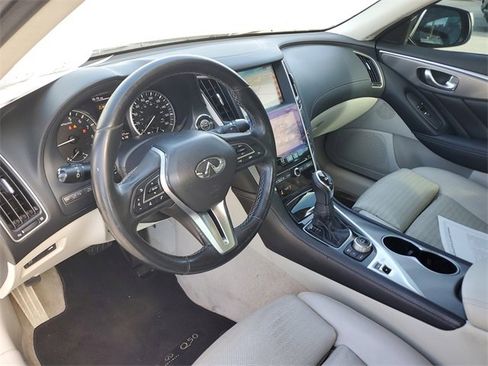 Used 2018 INFINITI Q50 Sport image 16