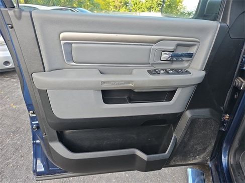 Used 2019 RAM 1500 Big Horn image 16