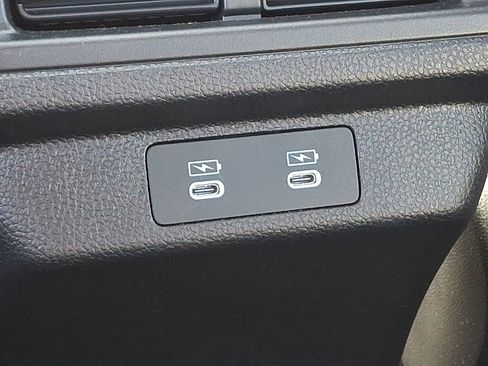 Used 2025 Honda Accord SE image 11