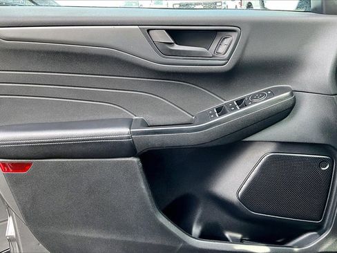 Used 2025 Ford Escape Active image 20