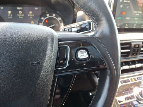 Used 2022 Lincoln Corsair AWD w/ Premium Package image 21