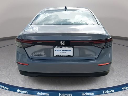 New 2025 Honda Accord SE image 6
