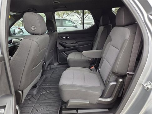 Certified 2024 Chevrolet Traverse LT image 13