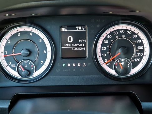 Used 2022 RAM 1500 Classic Warlock image 30